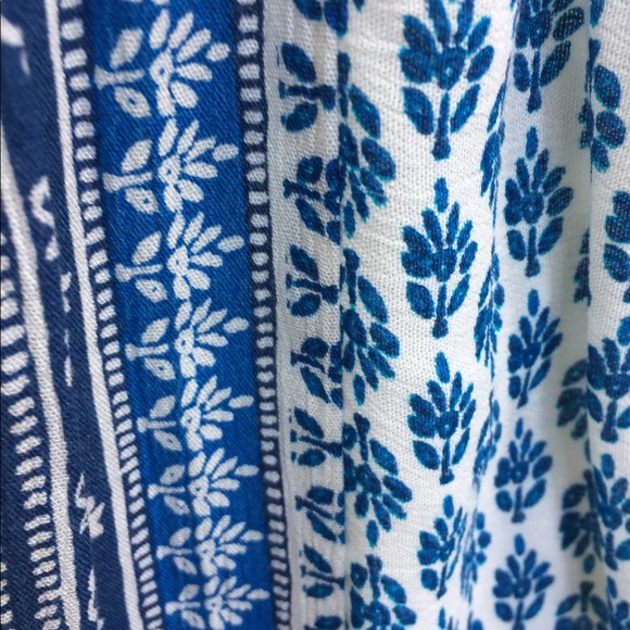 New Directions bohemian shark bite hem  slightly sheer skirt - Picture 9 of 12